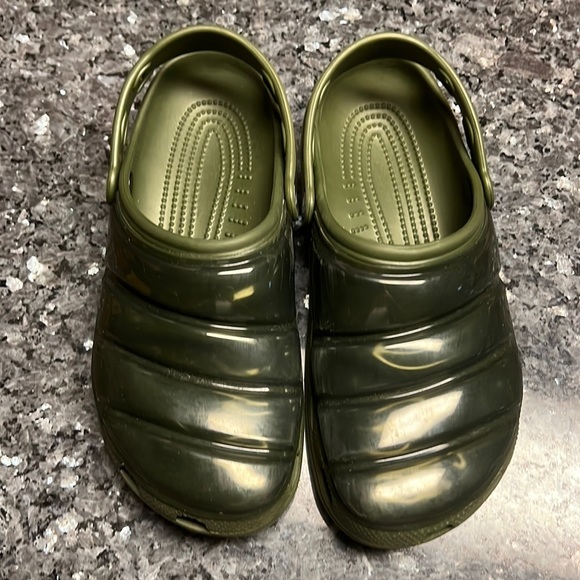 Crocs Classic Neo Puff Clogs in Army Green - Picture 5 of 13